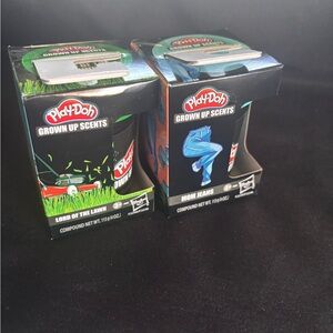 Play-Doh Grown Up Scents Duo - Lord of the Lawn & Mom Jeans